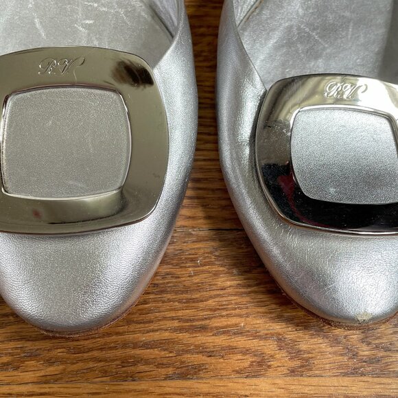 Roger Vivier Silver Leather Ballerina D'orsay with Buckle, EU 40 - Picture 11 of 16